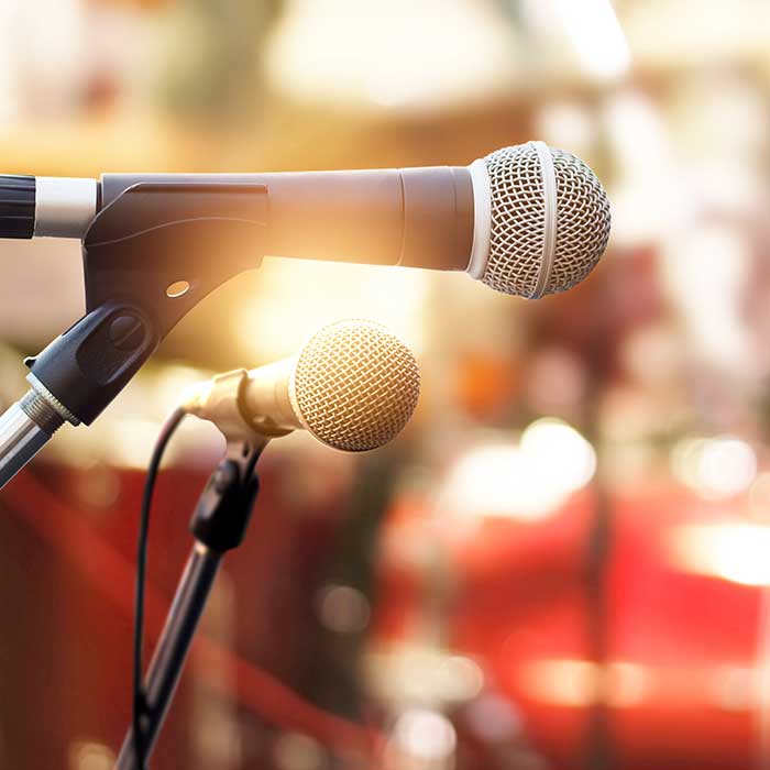 Live Music: Joshua Robert